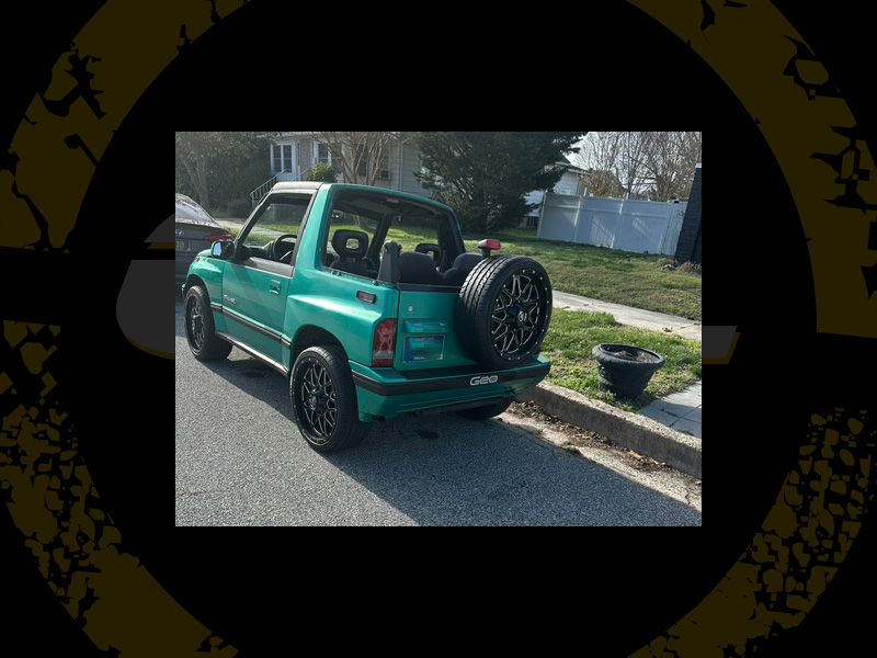1995 Geo Tracker - 20x9 XF Offroad Wheels 255/35ZR20 Lexani Tires