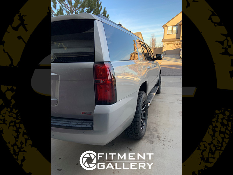 2015 Chevrolet Suburban - 20x9 Fuel Offroad Wheels 275/60R20 Toyo