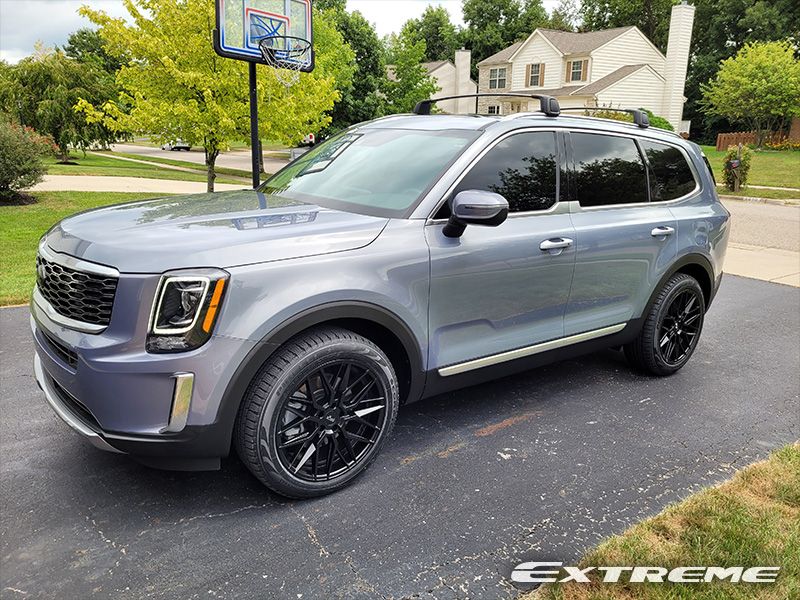 2021 Kia Telluride 20x9 Niche Wheels P245/50R20 Pirelli Tires