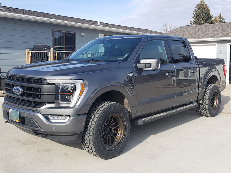 2022 Ford F-150 - 20x10 Lock Offroad Wheels LT33x12.50R20 Toyo Tires