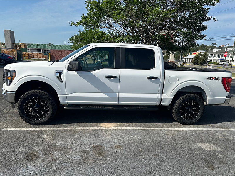 2023 Ford F150 Xlt Hardrock H700 20x9 Venom Power Trail Hunter Rt 33x12 50r20 2023 Ford F150 Xlt Hardrock H700 20x9 Venom Power Trail Hunter Rt 33x12 50r20