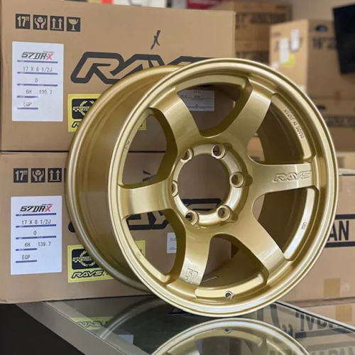 Gram Lights 57Dr-X E8 Gold